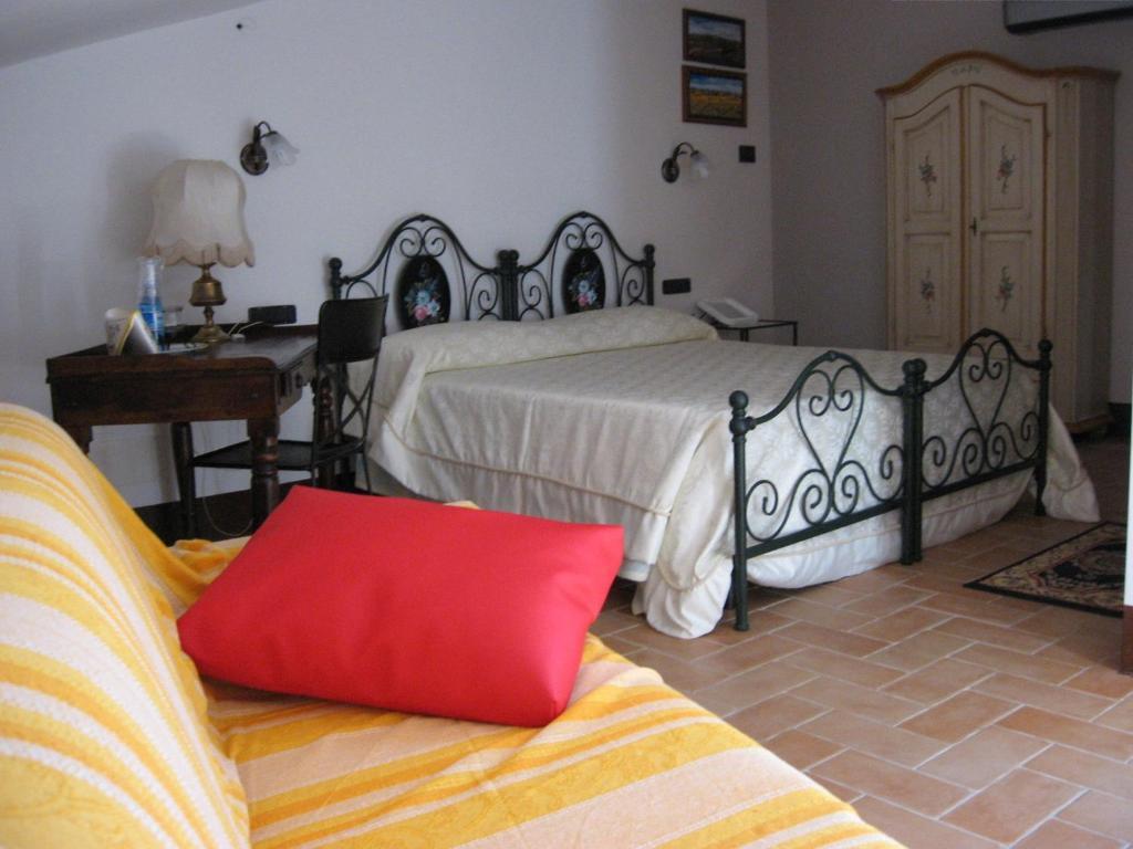 Agriturismo La Gismonda Брачано Стая снимка